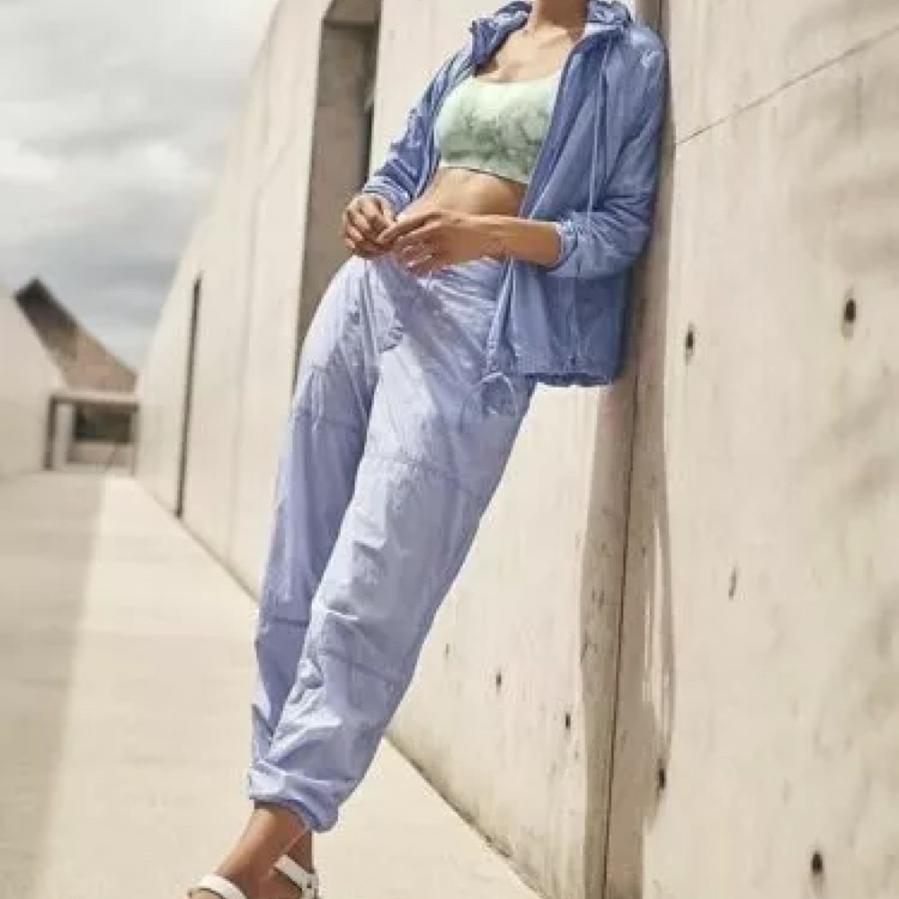 Athleta Expedition Jogger